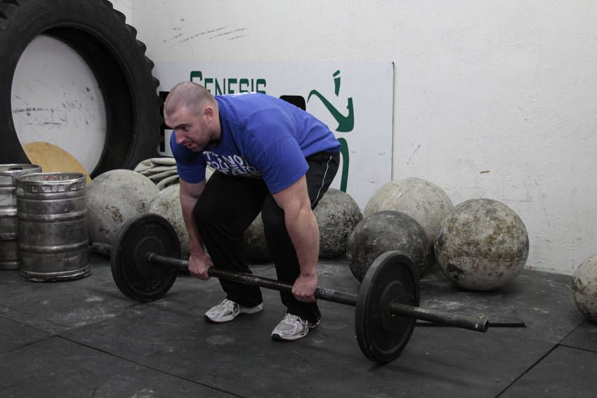 Axle Deadlift demonstration, start of the movement, targeting the back